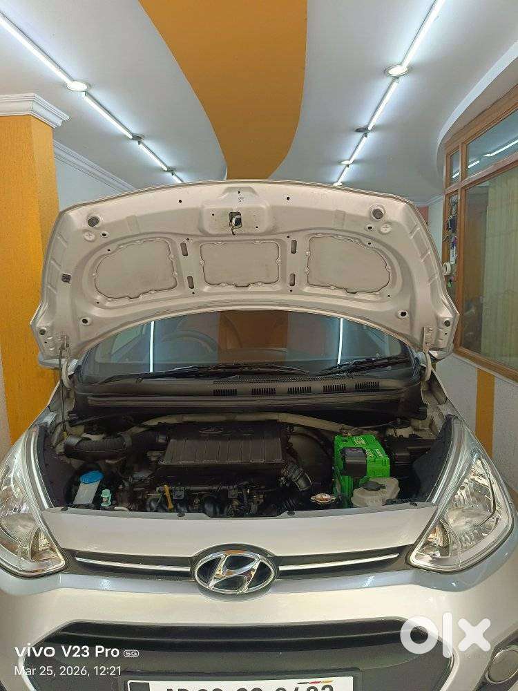 Hyundai Grand I10 2013-2016 Sportz, 2014, Petrol