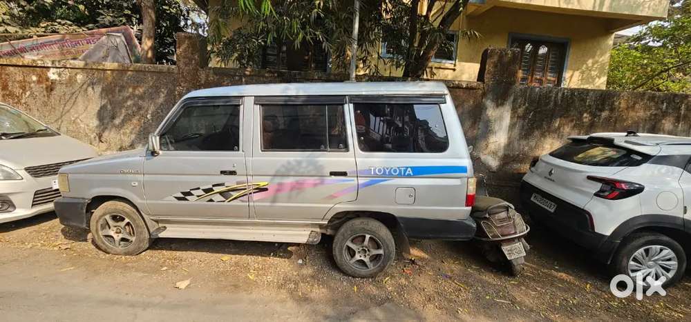 Toyota Qualis 2004 Petrol Well Maintained