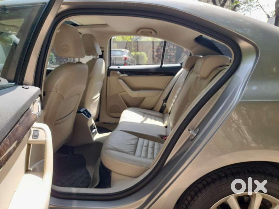 Skoda Octavia 1.8 Tsi Style Plus At, 2016, Petrol