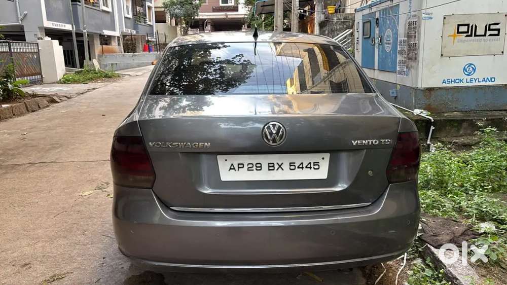 Volkswagen Vento 1.6 Highline