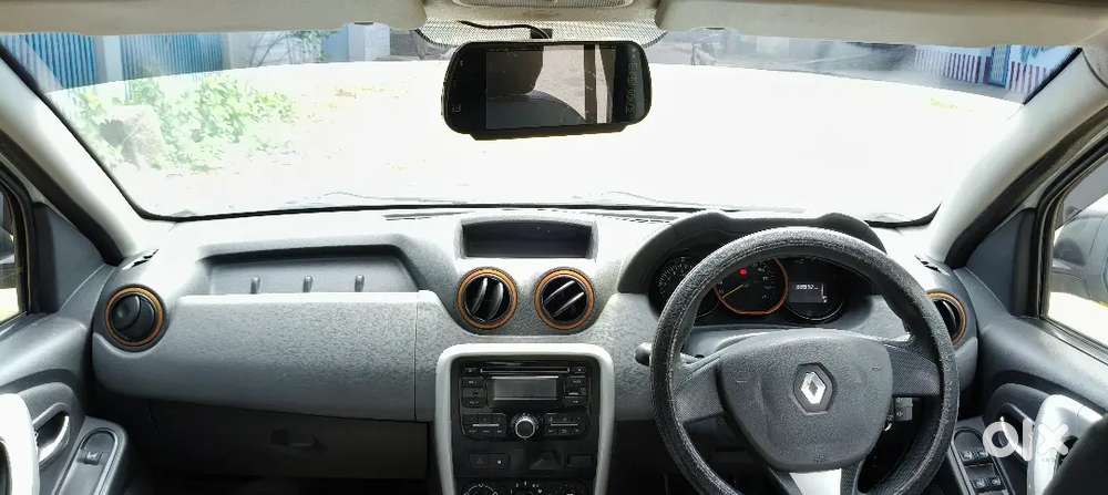 Renault Duster 2015 Diesel 89000 Km Driven 1st Owner Mileage 25+