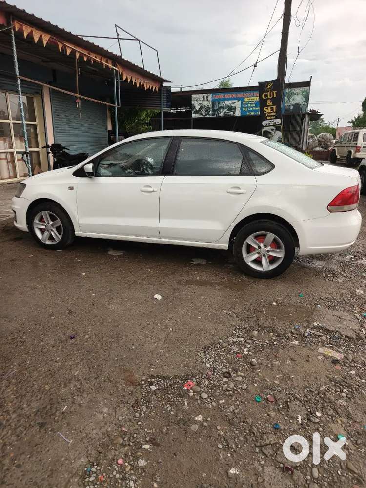 Volkswagen Vento Sport Tdi 2013