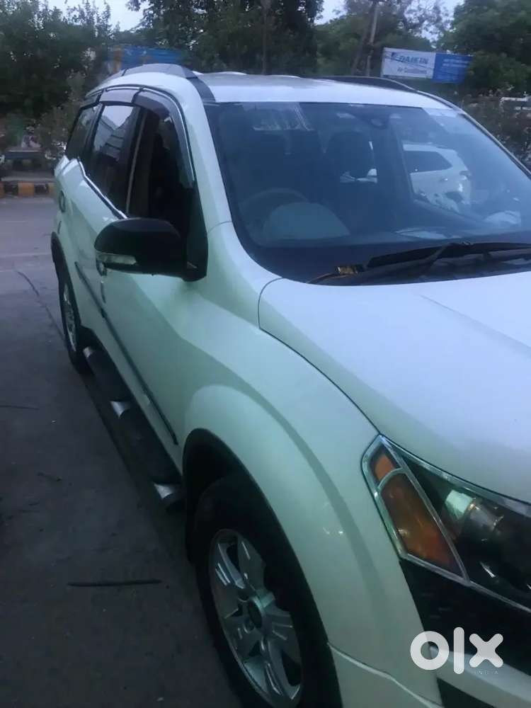 Mahindra Xuv500 2012 Diesel 90000 Km Driven