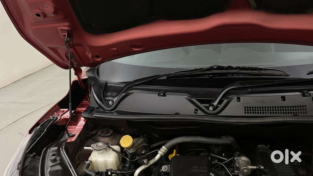 Nissan Magnite 1.0 Xv Premium, 2021, Petrol
