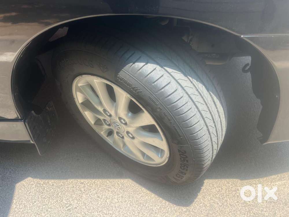 Toyota Innova 2.5 Zx 7 Str Bs-iv, 2014, Diesel