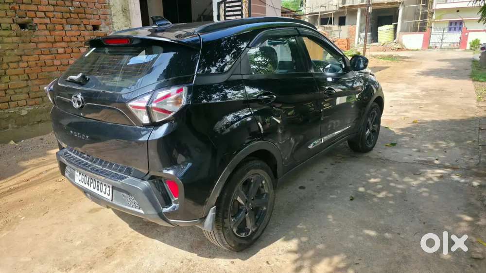 Tata Nexon 2023 Manual Petrol With Sunroof