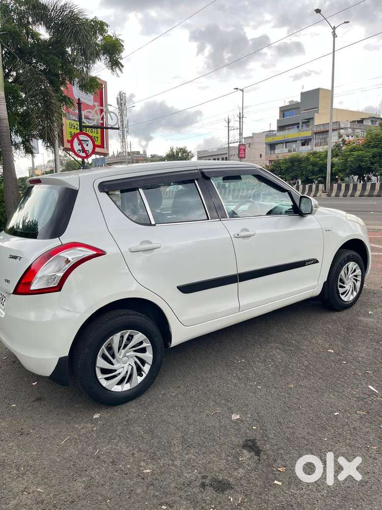 Maruti Suzuki Swift Vxi Optional, 2012, Petrol