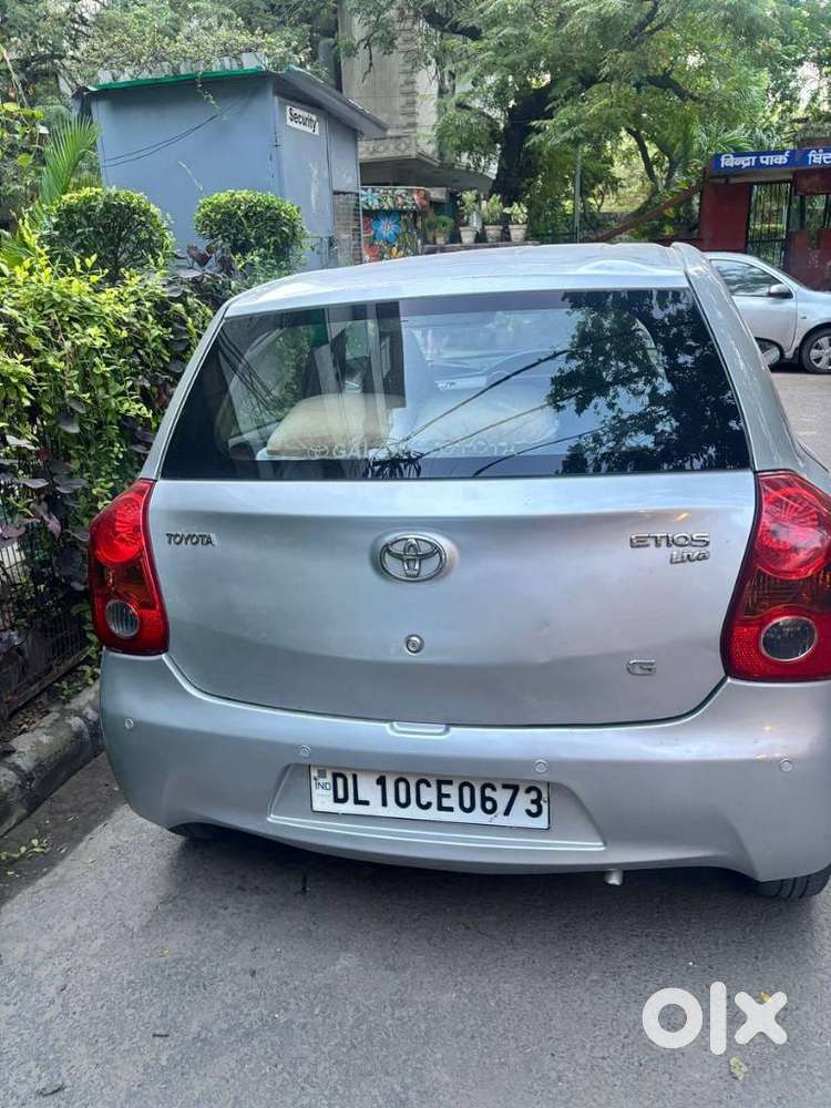 Toyota Etios Liva 2011-2012 G, 2011, Petrol