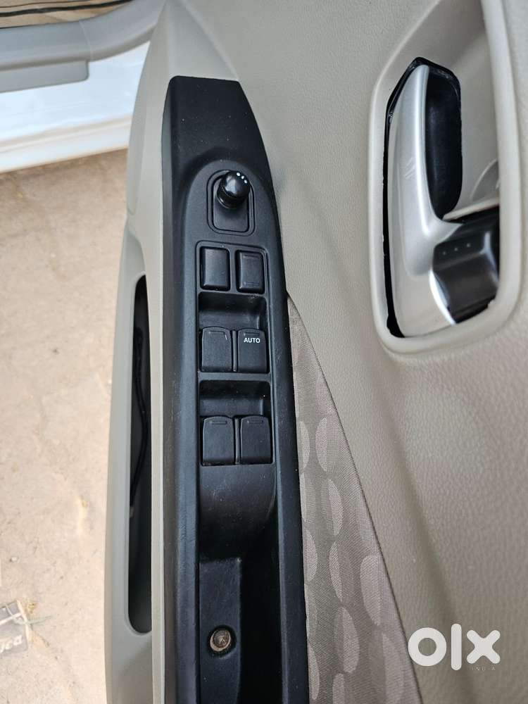 Maruti Suzuki Celerio Vxi Amt, 2017, Petrol