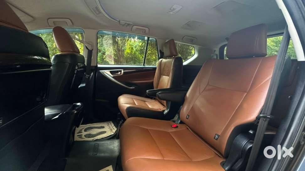 Toyota Innova Crysta [2020-ongoing] 2.7 Zx At 7 Str, 2022, Petrol