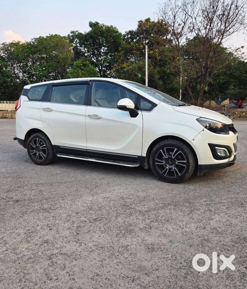 Mahindra Marazzo M8 8str, 2019, Diesel