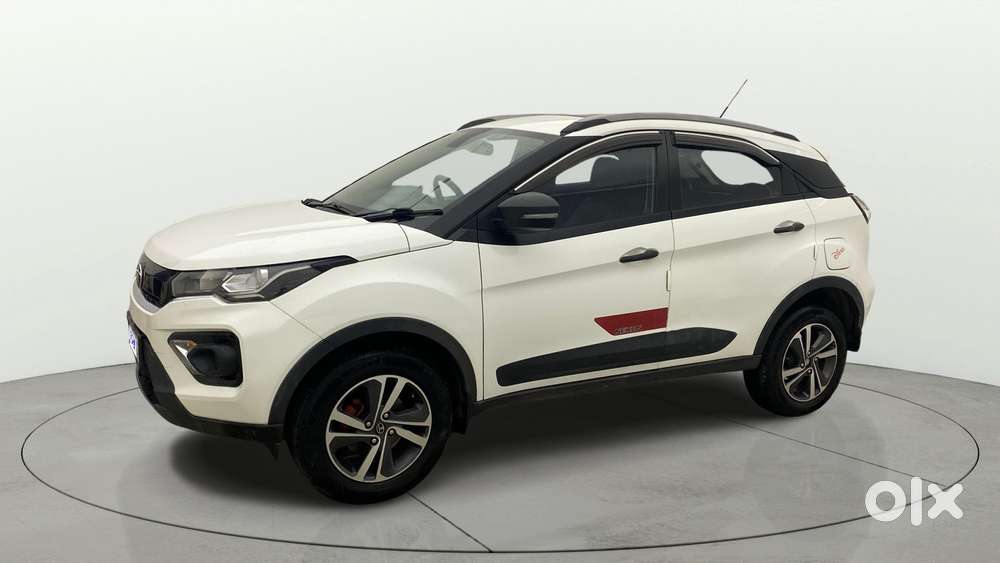 Tata Nexon 1.2 Revotron Xm (s), 2023, Diesel