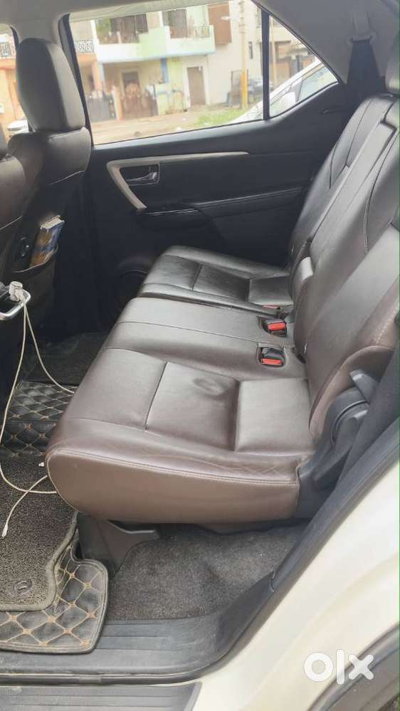 Toyota Fortuner 4x2 At 2.8 Diesel, 2018, Diesel