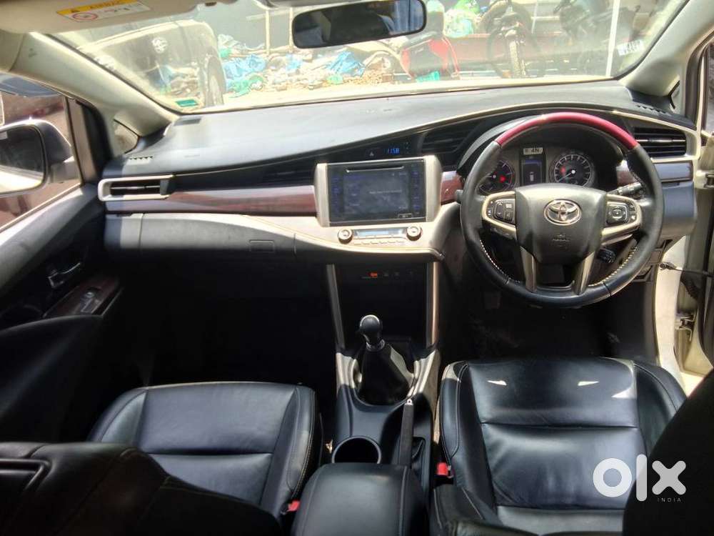 Toyota Innova Crysta 2.4 V, 2018, Diesel