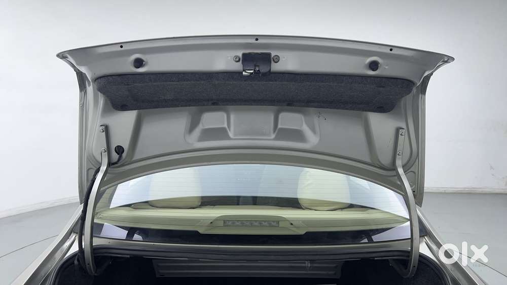 Skoda Rapid 1.6 Mpi At Ambition, 2017, Petrol