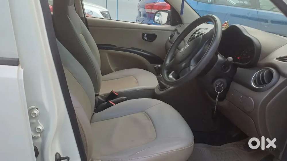 Hyundai I10 Sportz 2012