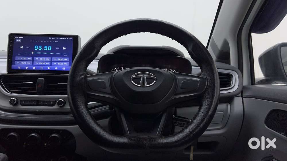 Tata Altroz 1.2 Xm, 2020, Petrol