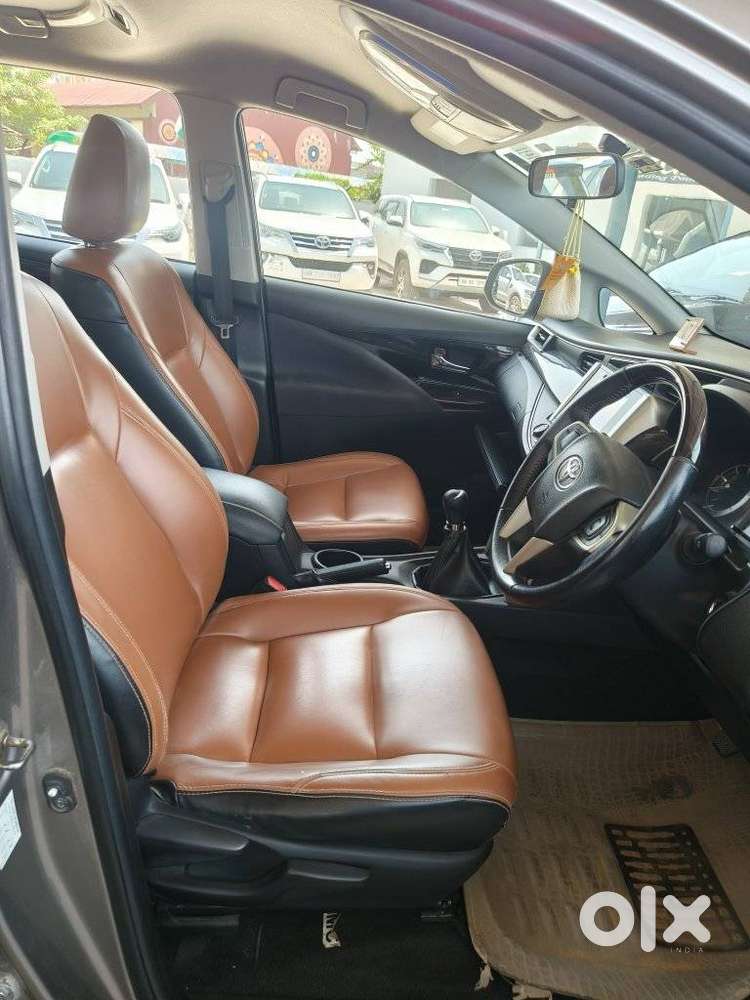 Toyota Innova Crysta 2.4 V 7 Str, 2017, Diesel