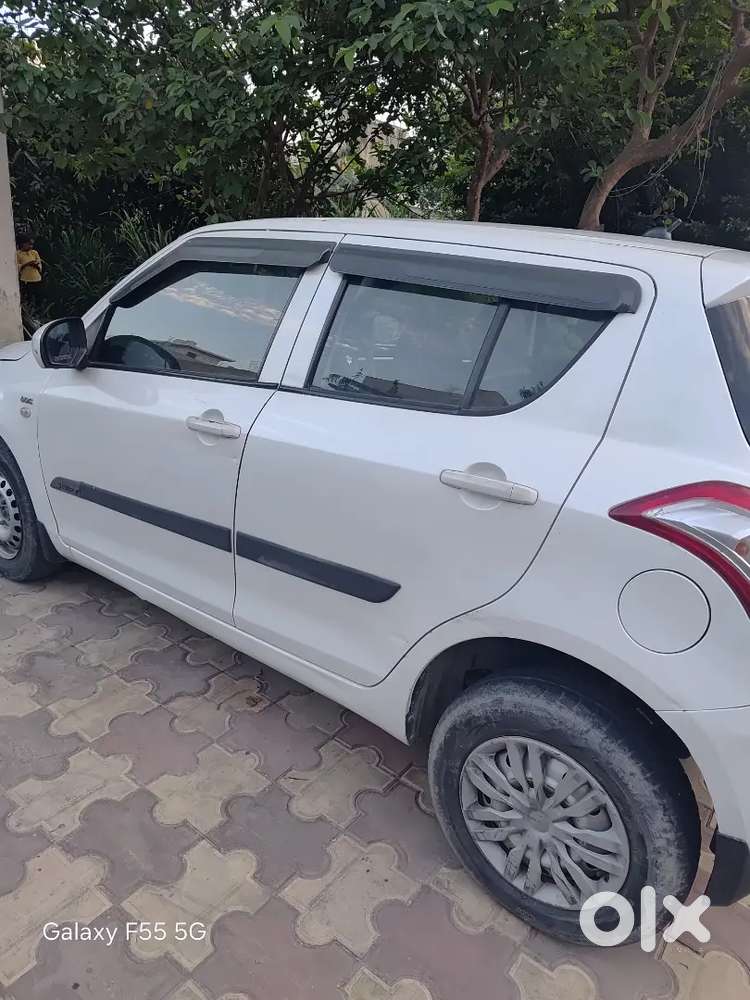 Maruti Suzuki Swift 2016