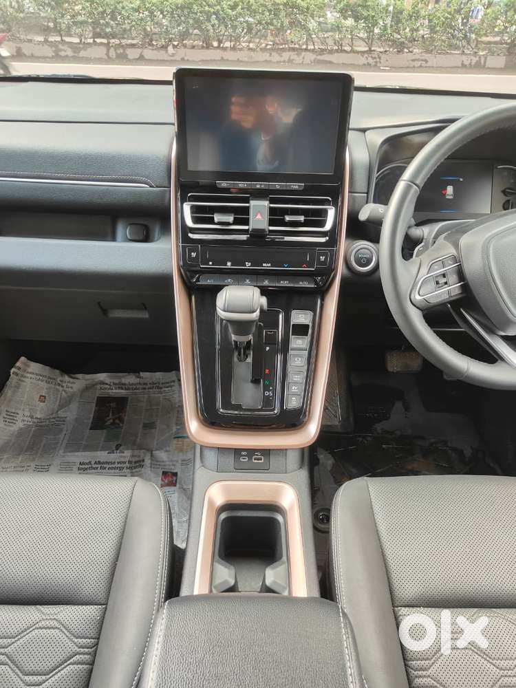 Maruti Suzuki Invicto Alpha Plus 7str, 2025, Petrol