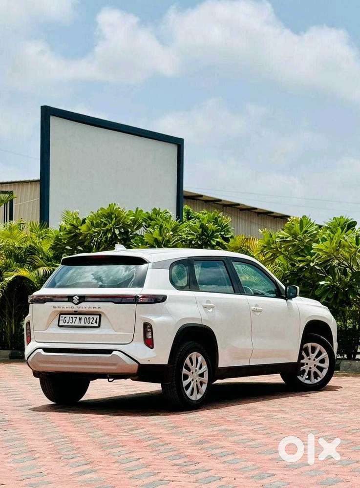 Maruti Suzuki Grand Vitara 1.5 Delta Cng, 2023, Cng & Hybrids