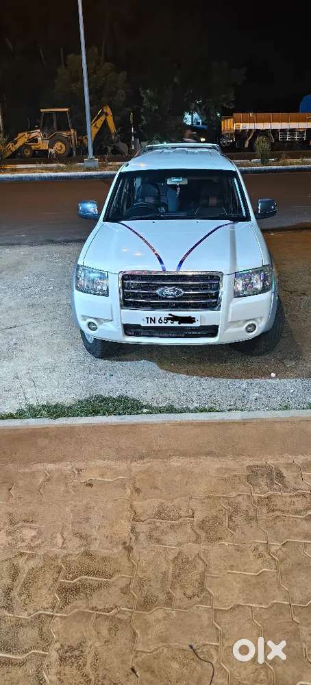 Ford Endeavour Xlt 2009