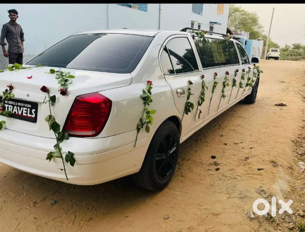 Limousine Convertible Wedding Car 2011 Petrol 125000 Km Driven