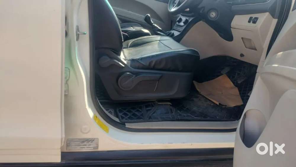 Mahindra Marazzo 2019 Diesel 70000 Km Driven