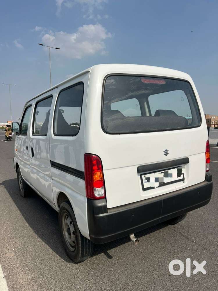 Maruti Suzuki Eeco 7 Seater Standard, 2023, Cng & Hybrids