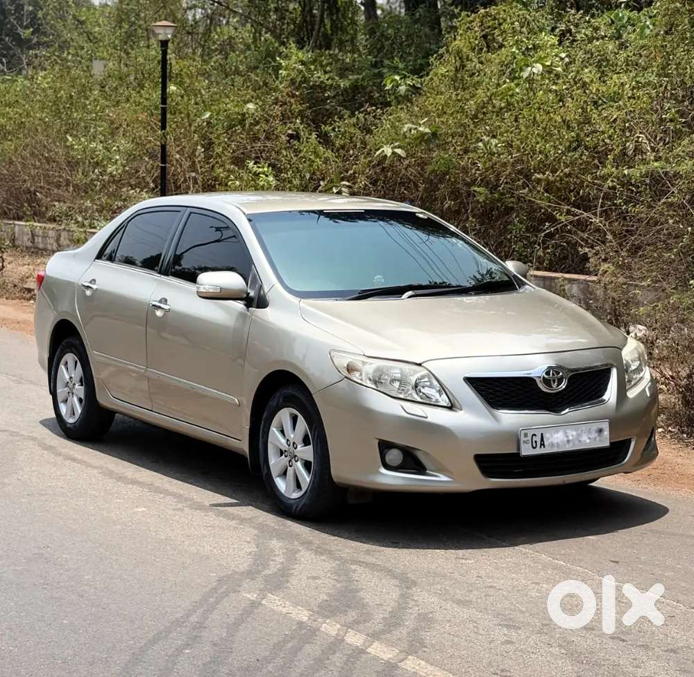 Toyota Corolla Altis Fully Top Model 2011 Diesel 128000 Km Driven