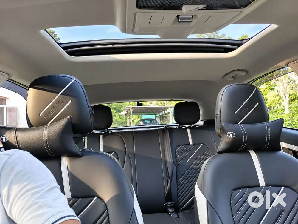 Tata Nexon Cng Pure+s| 8,000 Km | 1 Year Old | Sunroof|top Condition|