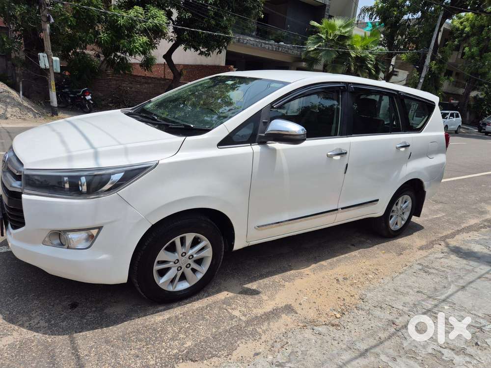 Toyota Innova Crysta 2.4 Zx Mt, 2018, Diesel
