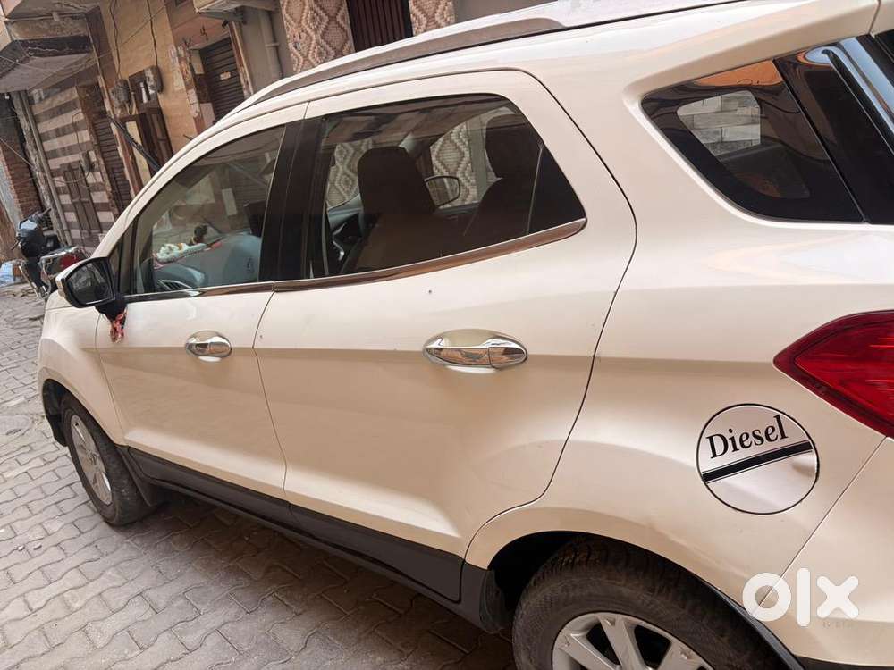 Ford Ecosport 2015 Diesel Well Maintained