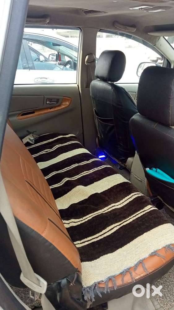 Toyota Innova 2011 Diesel 224000 Km Genuine Driven Ready For Sell