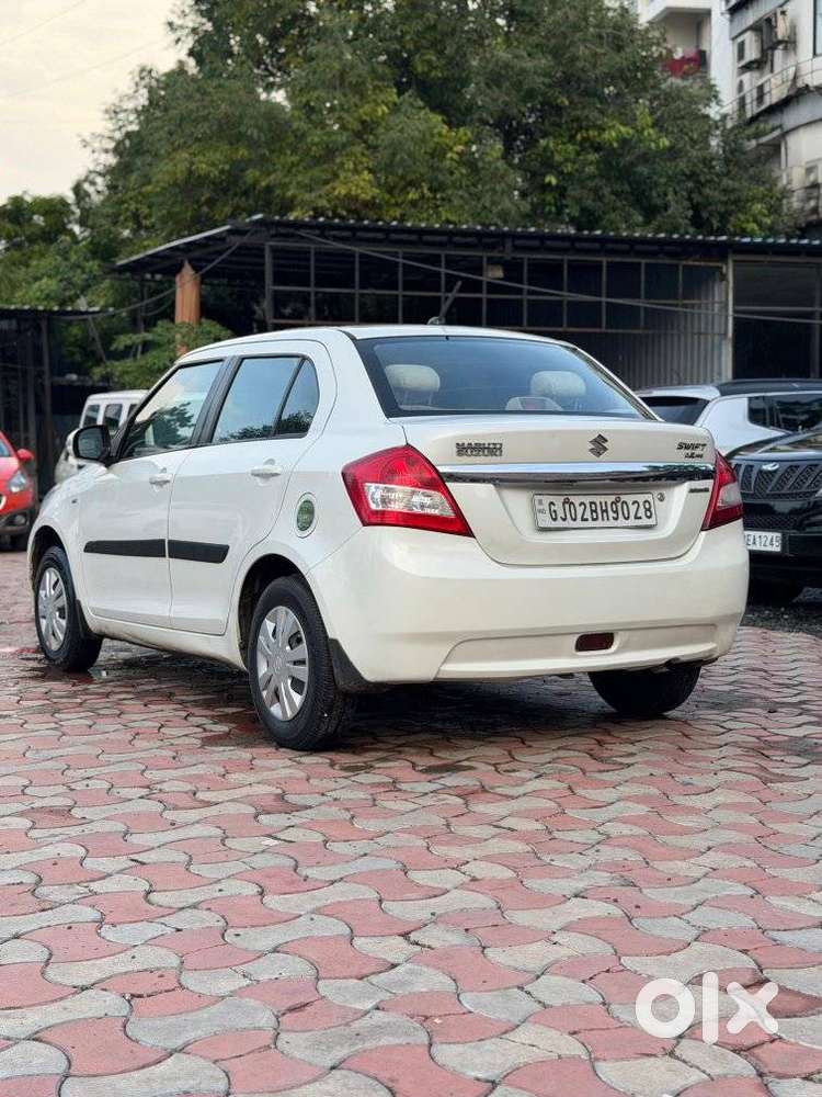 Maruti Suzuki Swift Dzire Vxi(o) Amt, 2014, Cng & Hybrids