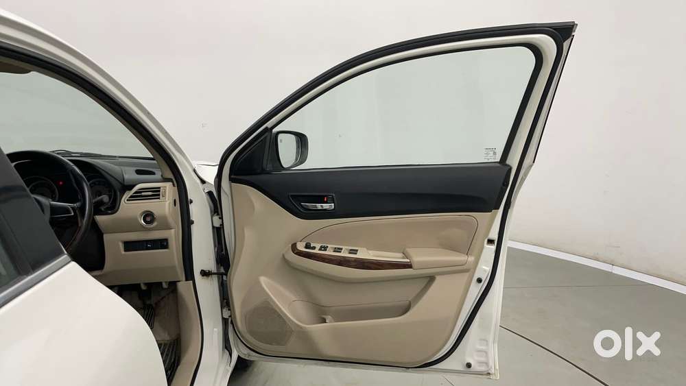 Maruti Suzuki Dzire 1.2 Zxi Amt, 2017, Petrol
