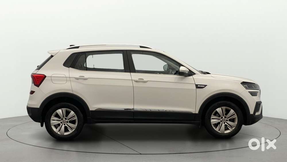 Skoda Kushaq 1.0 Tsi Ambition, 2022, Petrol