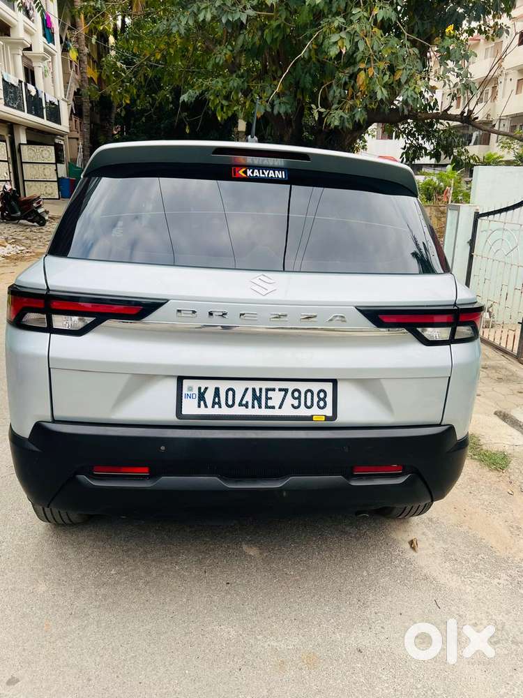 Maruti Suzuki Brezza 1.5 Lxi Smart Hybrid, 2024, Petrol