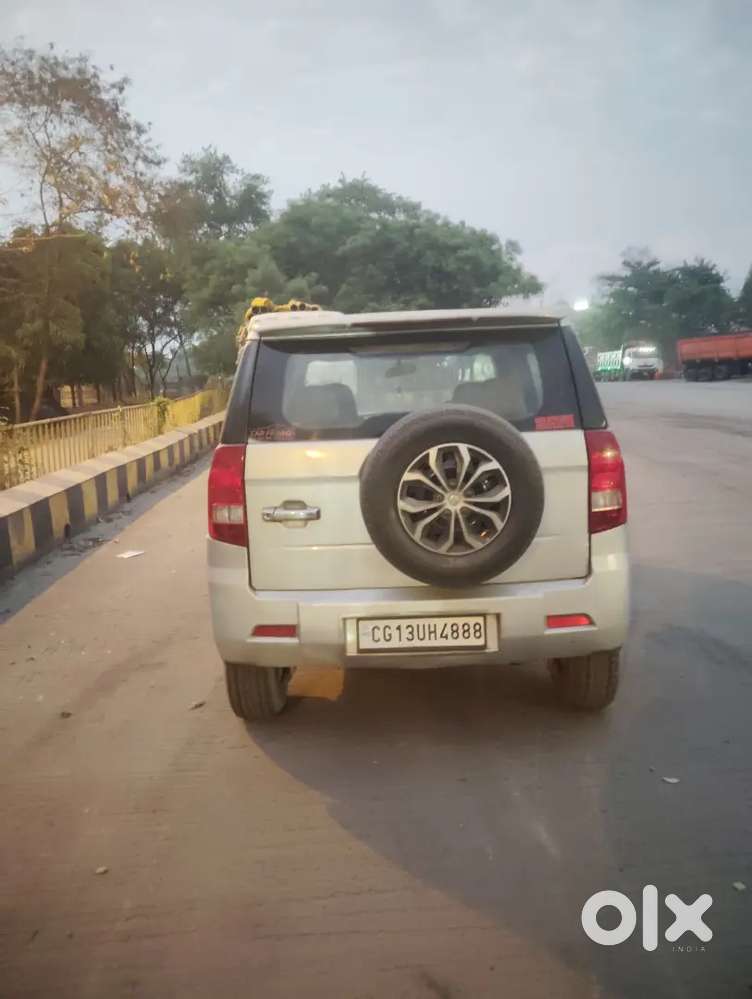 Mahindra Tuv 300 2016