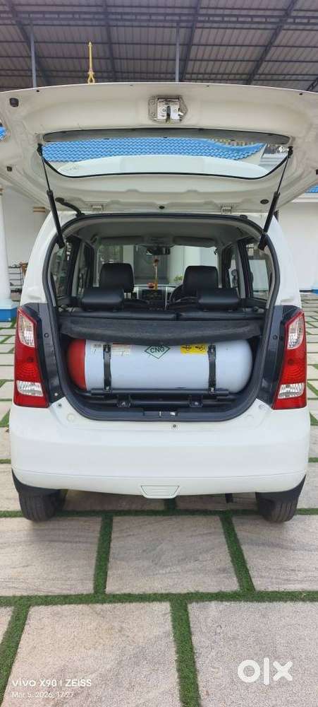 Maruti Suzuki Wagon R Lxi Cng Optional, 2016, Petrol