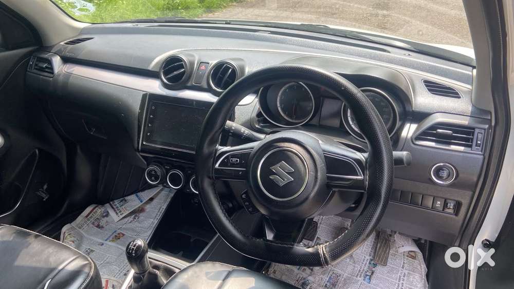 Maruti Suzuki Swift 1.3 Zxi, 2023, Petrol