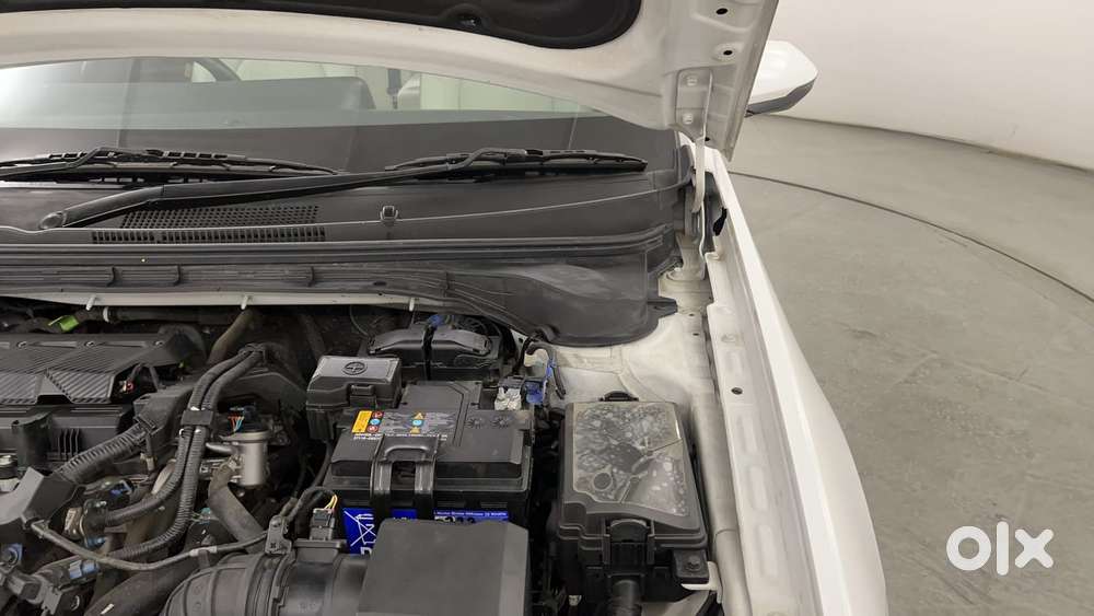 Hyundai Verna 1.5 Sx (o) Vtvt Ivt, 2023, Petrol