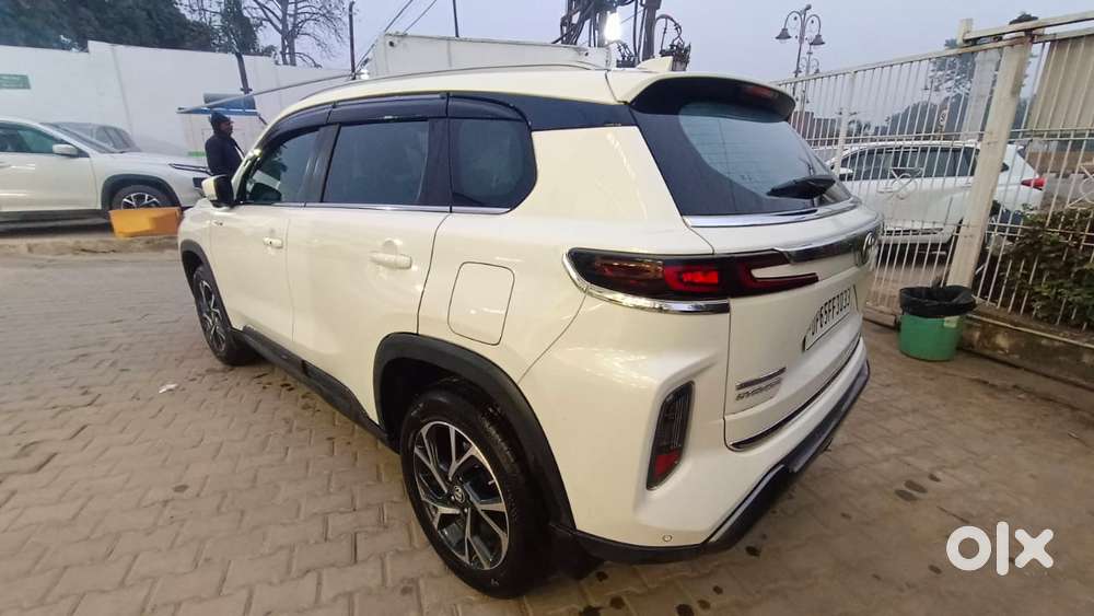 Toyota Urban Cruiser Hyryder 1.5 V Hybrid, 2024, Petrol