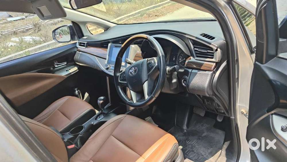 Toyota Innova Crysta 2.8 Zx At, 2017, Diesel