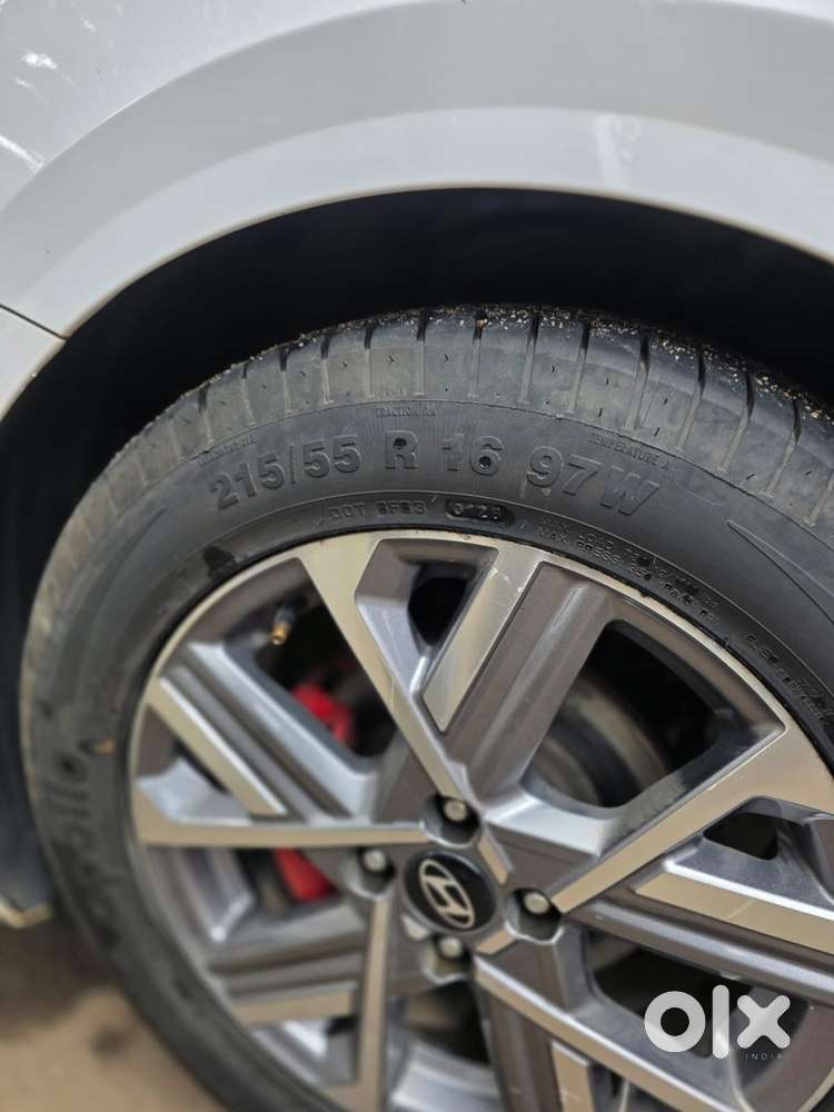 Hyundai Verna Sx Turbo 23
