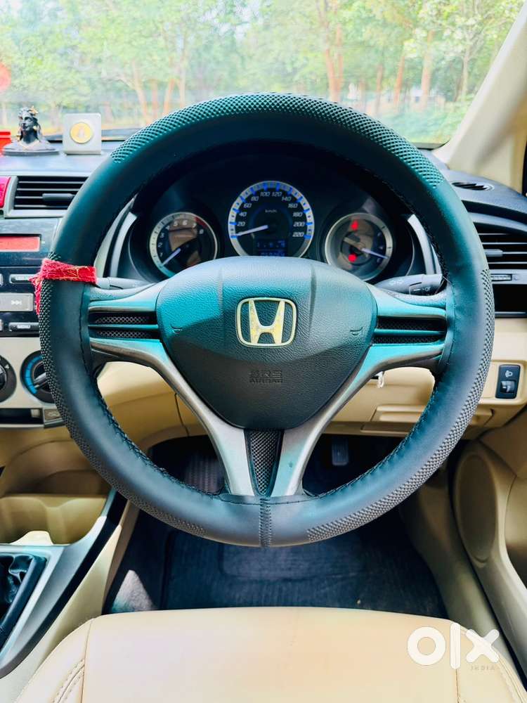 Honda City (petrol) 2013/2nd Owner Only 59k Kms Driven