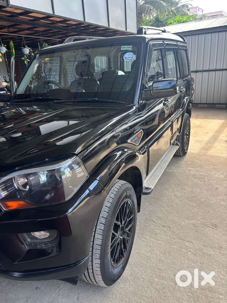 Mahindra Scorpio Diesel 2015