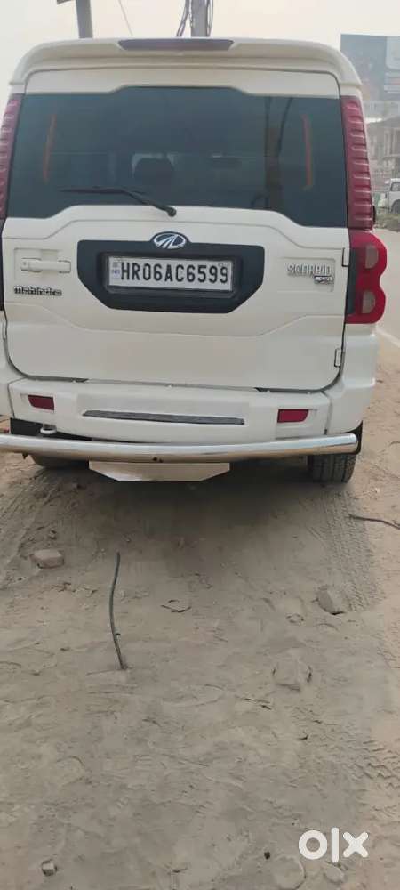 Mahindra Scorpio 2014 Diesel Manual