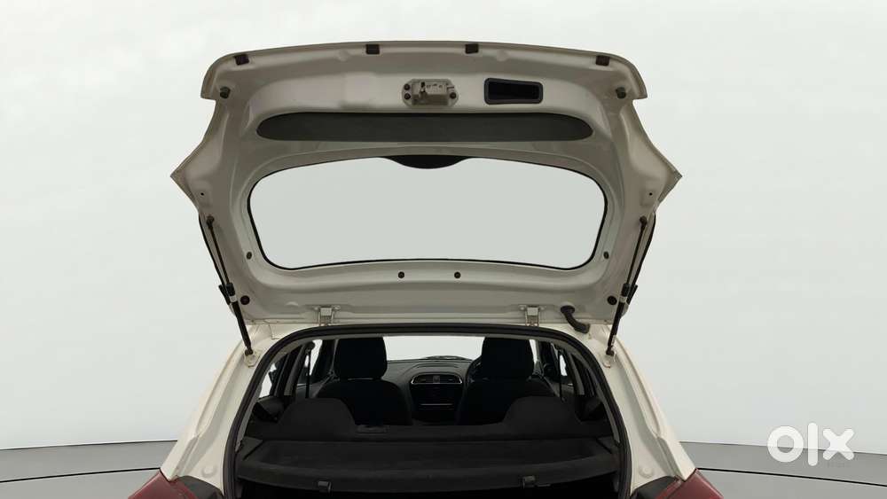 Tata Tiago 1.2 Revotron Xta, 2024, Petrol
