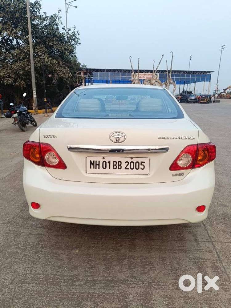 Toyota Corolla Altis G Hv At, 2011, Petrol